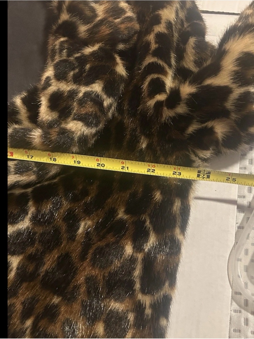 Elie Tahari Faux Fur Leopard Print Coat Jacket Faux Leather Trim L  Animal Glam - Picture 6 of 13